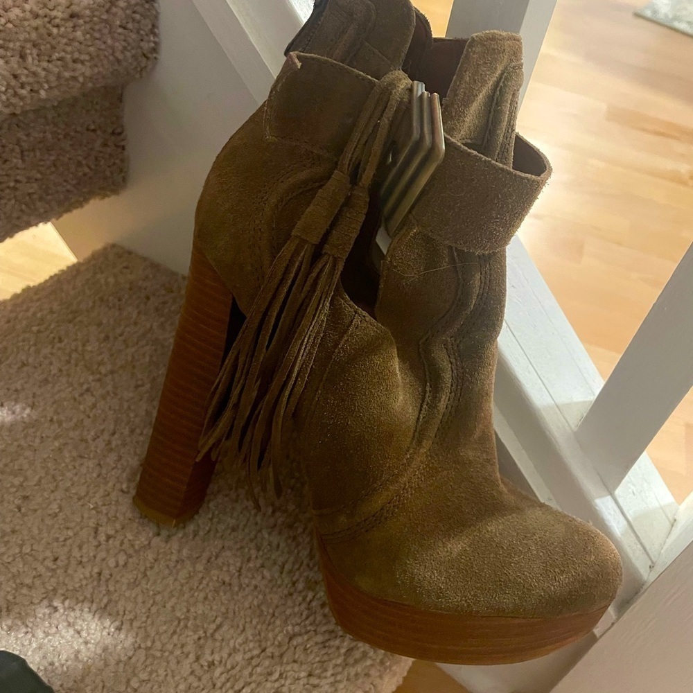 Boutique 9 suede booties - Picture 6 of 6